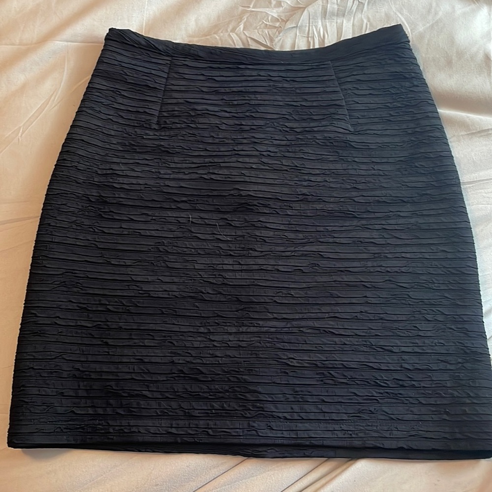 Bodycon Black Textured Pencil Skirt